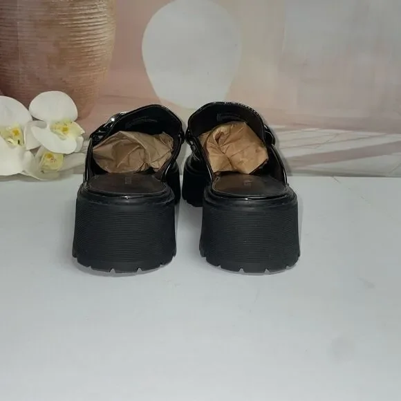 NEW! Madden Girl Black Mules with Silver Chain - Picture 5 of 8